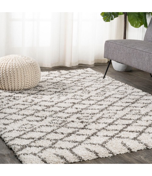LONDON SHAG Area Rug Algaida Moroccan Diamond Shag Beige/Dark Gray 4 ft. x 6 ft. Area Rug