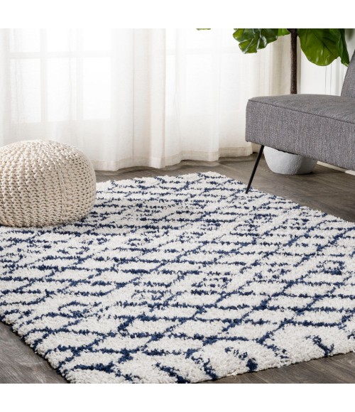 LONDON SHAG Area Rug Sineu Moroccan Diamond Shag Beige/Navy 3 ft. x 5 ft. Area Rug