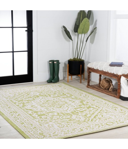 SANTA MONICA Area Rug Sinjuri Medallion Textured Weave Green/Cream 4 ft. x 6 ft. Indoor/Outdoor Area Rug