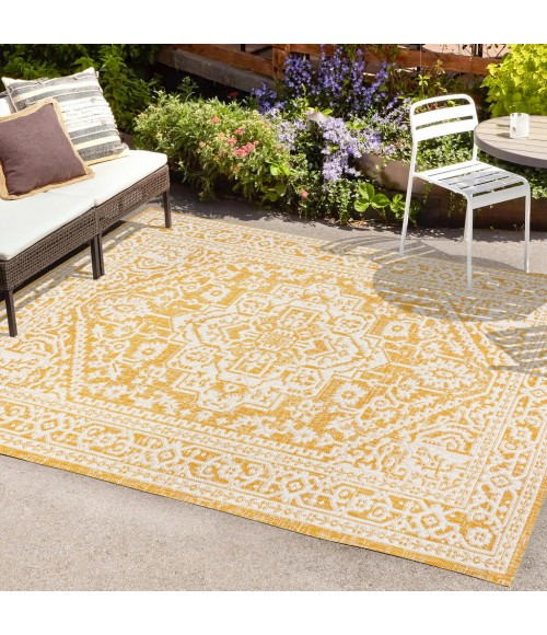 Sinjuri Medallion Textured Weave Yellow/Cream 5 ft. x 8 ft. Indoor/Outdoor Area Rug