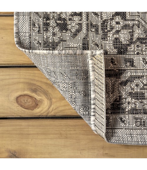SANTA MONICA Area Rug Rozetta Boho Medallion Textured Weave Gray/Black 5 ft. x 8 ft. Indoor/Outdoor Area Rug