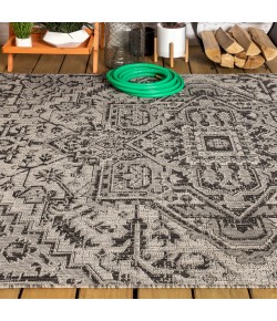 Jonathany Santa Monica SMB105D Black/Gray Area Rug 7 ft. 9 in. X 10 ft. Rectangle