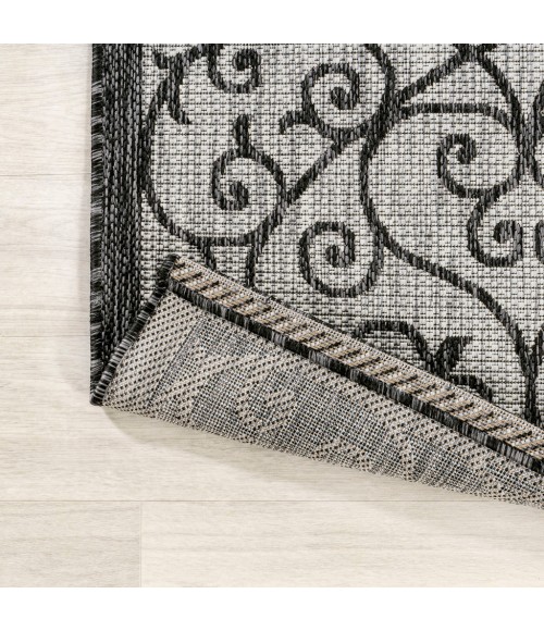 SANTA MONICA Area Rug Madrid Vintage Filigree Textured Weave Light Gray/Black 5' Square Indoor/Outdoor Area Rug