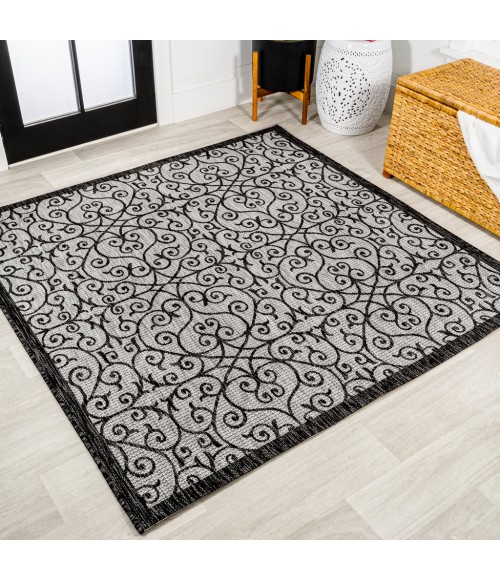 SANTA MONICA Area Rug Madrid Vintage Filigree Textured Weave Light Gray/Black 5' Square Indoor/Outdoor Area Rug