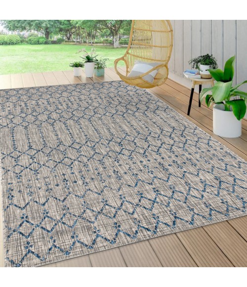 SANTA MONICA Area Rug Ourika Moroccan Geometric Textured Weave Light Gray/Navy 4 ft. x 6 ft. Indoor/Outdoor Area Rug