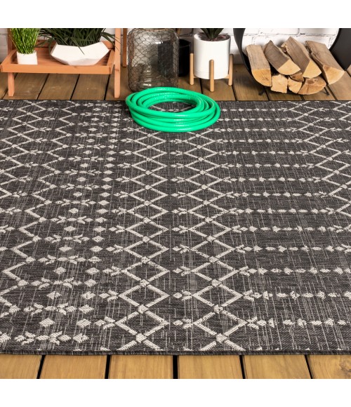 SANTA MONICA Area Rug Ourika Moroccan Geometric Textured Weave Black/Gray 8 ft. x 10 ft. Indoor/Outdoor Area Rug