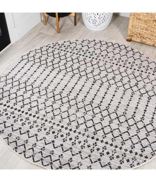 Ourika Moroccan Geometric Textured Weave Cream/Black 5' Round Indoor/Outdoor Area Rug
