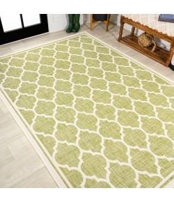 Jonathany Santa Monica SMB109G Green/Cream Area Rug 7 ft. 9 in. X 10 ft. Rectangle