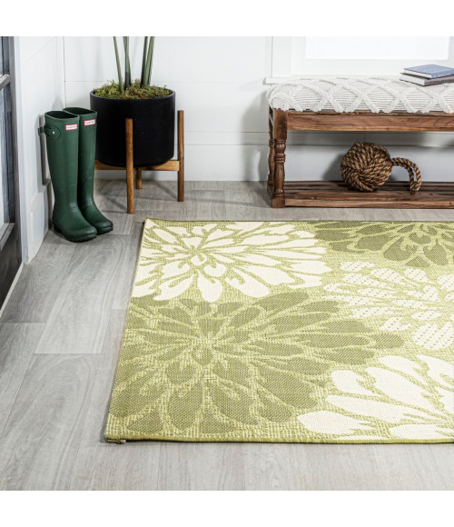 Zinnia Modern Floral Textured Weave Green/Cream 8 ft. x 10 ft. Indoor/Outdoor Area Rug