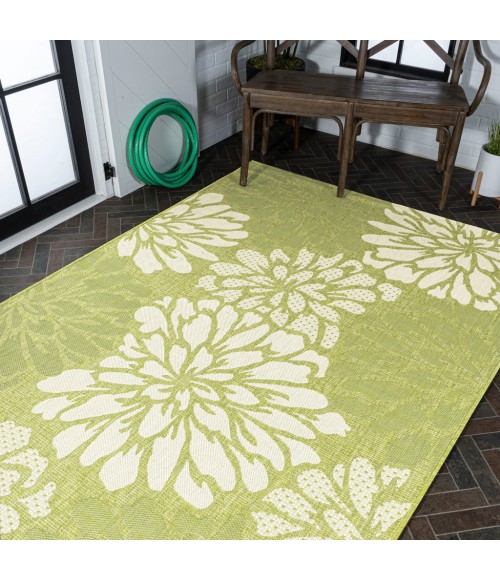 Zinnia Modern Floral Textured Weave Green/Cream 8 ft. x 10 ft. Indoor/Outdoor Area Rug