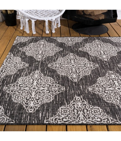 SANTA MONICA Area Rug Tuscany Ornate Medallions Black/Ivory 3 ft. x 5 ft. Indoor/Outdoor Area Rug