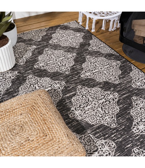 SANTA MONICA Area Rug Tuscany Ornate Medallions Black/Ivory 3 ft. x 5 ft. Indoor/Outdoor Area Rug