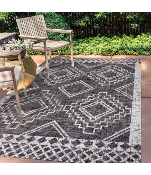SANTA MONICA Area Rug Marokko Diamond Tribal Medallion Black/Ivory 4 ft. x 6 ft. Indoor/Outdoor Area Rug