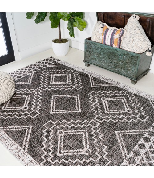 SANTA MONICA Area Rug Marokko Diamond Tribal Medallion Black/Ivory 4 ft. x 6 ft. Indoor/Outdoor Area Rug