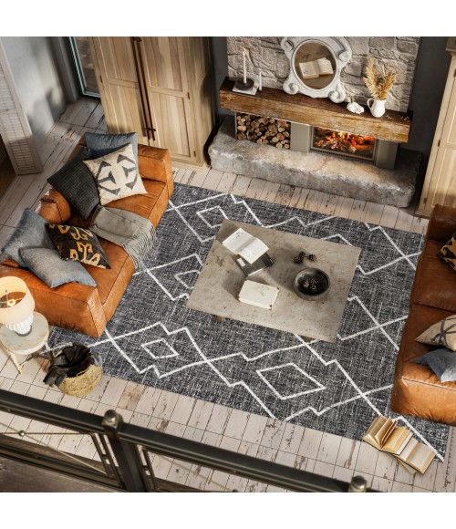 SANTA MONICA Area Rug Carwa Tribal Diamond Trellis Black/Ivory 4 ft. x 6 ft. Indoor/Outdoor Area Rug