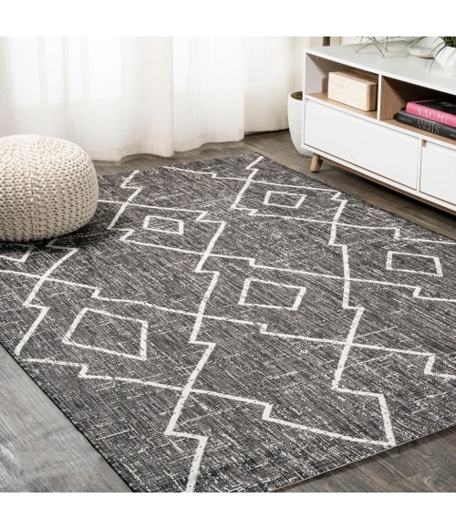 SANTA MONICA Area Rug Carwa Tribal Diamond Trellis Black/Ivory 4 ft. x 6 ft. Indoor/Outdoor Area Rug
