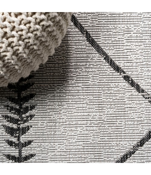 SANTA MONICA Area Rug Derya Tribal Diamond Trellis Ivory/Black 2 ft. x 8 ft. Indoor/Outdoor Runner Rug