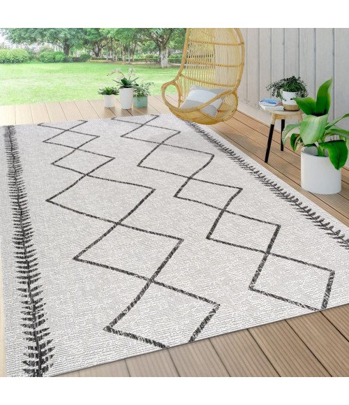 SANTA MONICA Area Rug Derya Tribal Diamond Trellis Ivory/Black 8 ft. x 10 ft. Indoor/Outdoor Area Rug