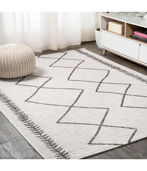 SANTA MONICA Area Rug Derya Tribal Diamond Trellis Ivory/Black 8 ft. x 10 ft. Indoor/Outdoor Area Rug