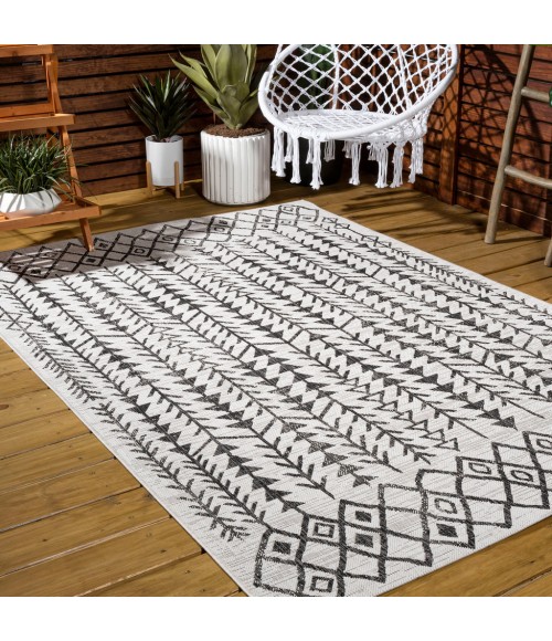 SANTA MONICA Area Rug Tokay Bohemian Geometric Ivory/Black 3 ft. x 5 ft. Indoor/Outdoor Area Rug