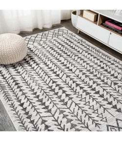 Jonathany Santa Monica SMB132D Ivory/Black Area Rug 3 ft. 1 in. X 5 ft. Rectangle