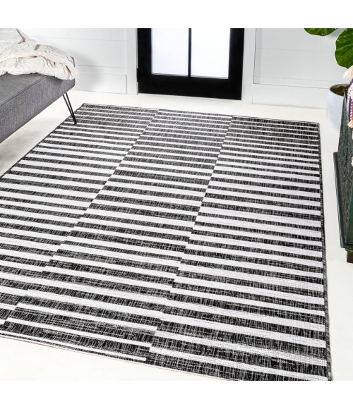SANTA MONICA Area Rug Sukie Modern Offset Stripe Black/Ivory 3 ft. x 5 ft. Indoor/Outdoor Area Rug