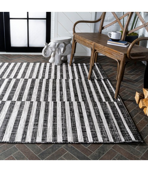 SANTA MONICA Area Rug Sukie Modern Offset Stripe Black/Ivory 3 ft. x 5 ft. Indoor/Outdoor Area Rug