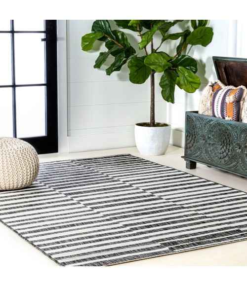 SANTA MONICA Area Rug Sukie Modern Offset Stripe Black/Ivory 3 ft. x 5 ft. Indoor/Outdoor Area Rug