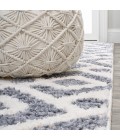 SANTA THERESA Area Rug Astrid Retro Trellis High-Low Cream/Gray 4 ft. x 6 ft. Area Rug