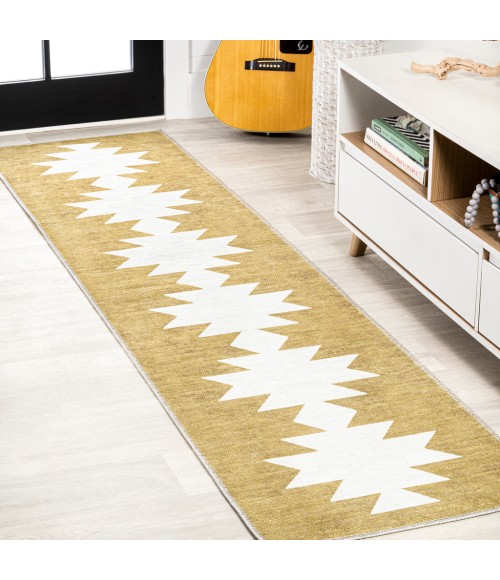 Chayton Minimalist Geometric Machine-Washable Moss/Cream 2 ft. x 8 ft. Runner Rug