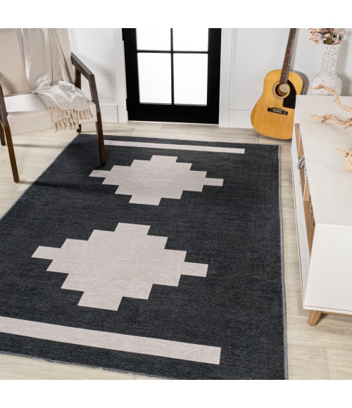 WSH111A Area Rug Adriel Geometric Tribal Medallion Machine-Washable Black/Cream 3 ft. x 5 ft. Area Rug