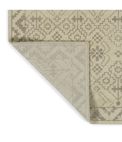 Kaleen Knotted Earth Ivory HKE07-01-5686 5 ft. 6 in. X 8 ft. 6 in. Rectangle Rug
