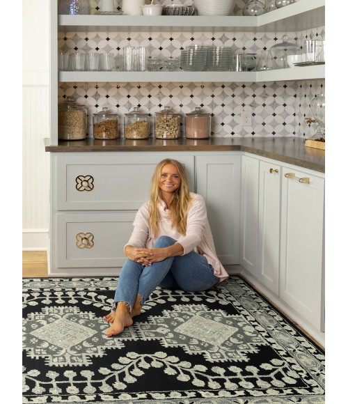 Kaleen Charlotte Black TDC06-02-573 5 ft. X 7 ft. 3 in. Rectangle Rug