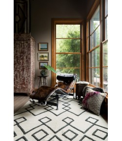 Loloi Adler AW-04 IVORY Area Rug 5 ft. 0 in. X 7 ft. 6 in. Rectangle