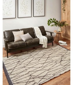 Chris Loves Julia x Loloi Alice ALI-01 CREAM / black Area Rug 18 in. X 18 in. Sample