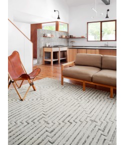 Loloi Hagen HAG-03 White / Sky Area Rug 2 ft. 7 in. X 10 ft. 10 in. Rectangle