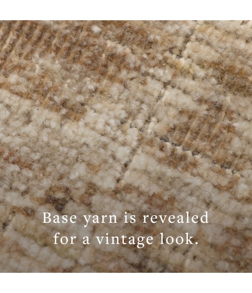 Loloi Heritage Ivory / Natural HER-04 2ft.-5in. X 8ft. Rect. Rug