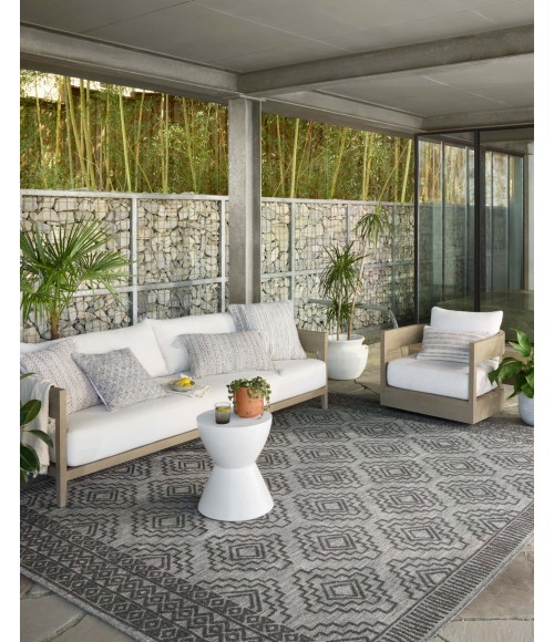 Loloi II Rainier RAI-06 Grey / Charcoal 3'-11" x 5'-11" Area Rug