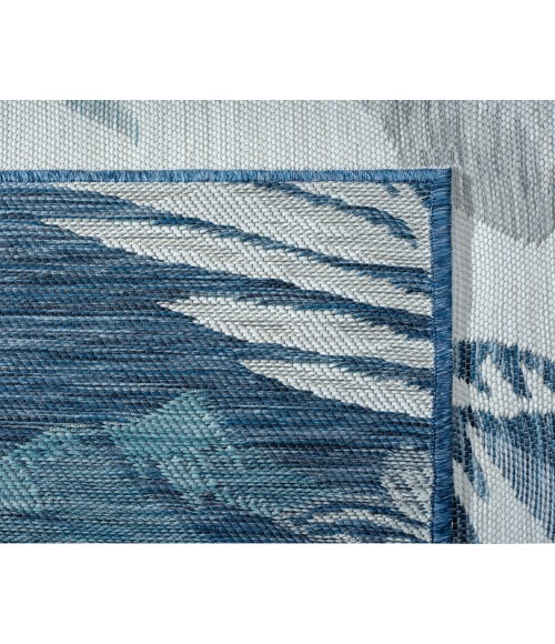 LR Home Belize 82520 Ivory/ Blue 5'-3" X 7'0 Rect. Rug