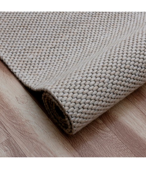 LR Home Bergen Beige 03440 9 ft. X 12 ft. Rect. Rug