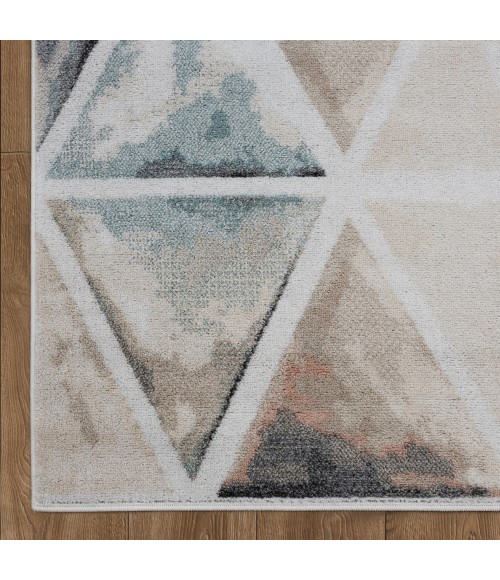 LR Home KISMET 81491 White/ Salmon 5'-3" X 7'-2 Rect. Rug