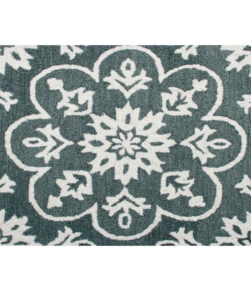 LR Home LR AREA RUG 22139 Gray 2'-3" X 6'-9 Rect. Rug