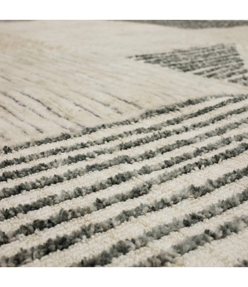 Karastan Central Valley Tan 9' 6" x 12' 11" Area Rug