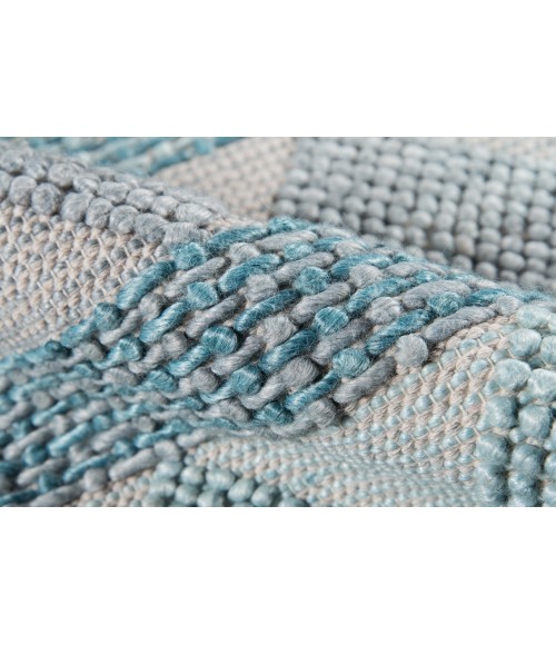 Momeni Andes Area Rug AND-5 Blue 7'9 X 9'9