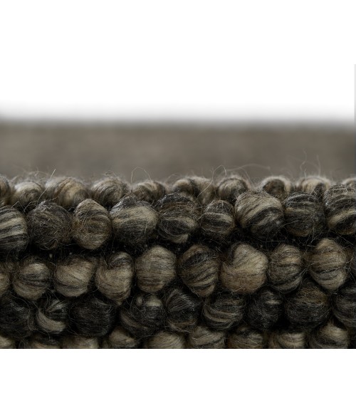Momeni Andes AND-8 Charcoal 2 ft. X 3 ft. Rectangle Rug