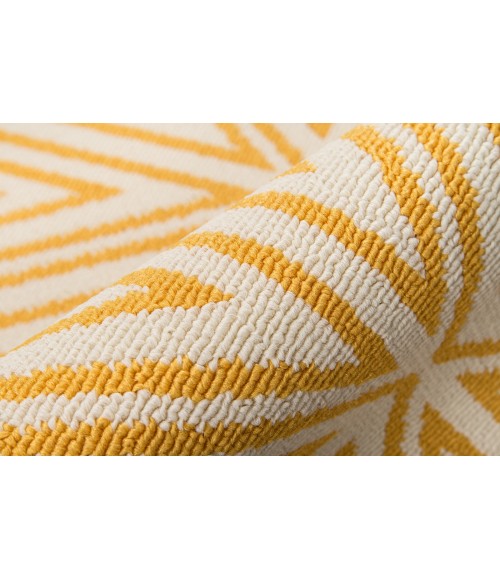 Momeni Baja Area Rug BAJ-4 Diamonds Yellow 5'3 X 7'6