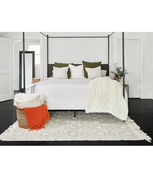 Momeni Boulder BOU-2 Multi 8' X 10' Area Rug