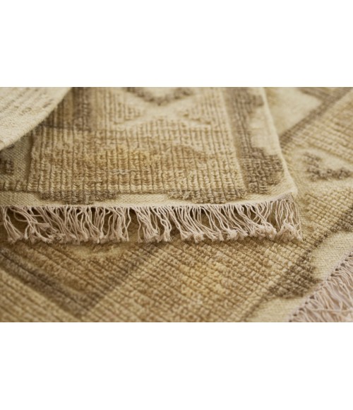 Bristol BRS-5 Natural 8' X 10' Momeni Bristol BRS-5 Natural 8' X 10' Area Rug