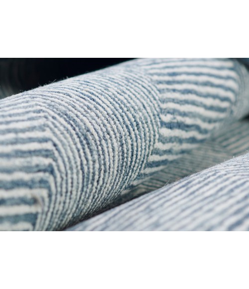 Momeni Charles Area Rug CHR-1 Denim 2' X 3'