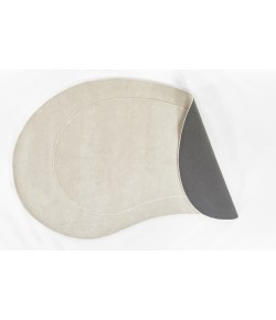 Momeni Claud Cud-1 Ivory Area Rug 7 ft. 3 in. X 11 ft. Kidney